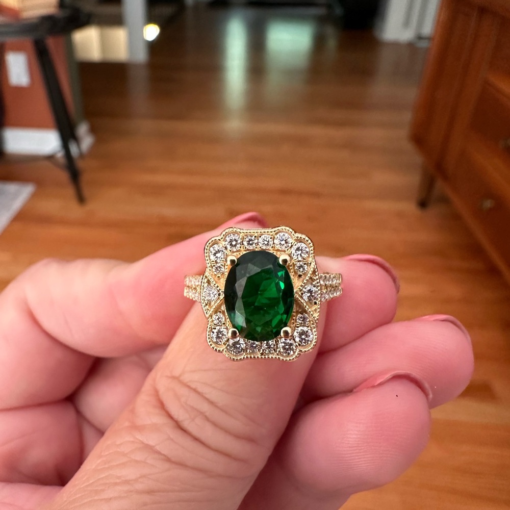 Emerald & Diamond Ring